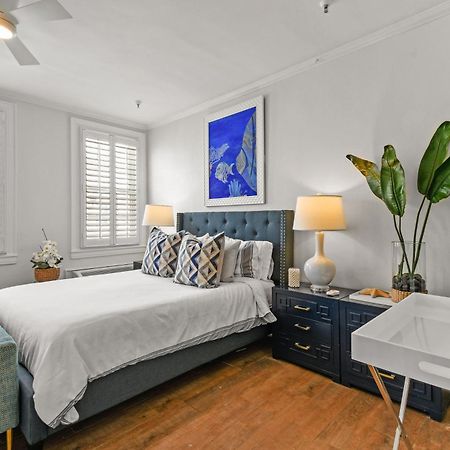 Tropicals Of Palm Beach Exterior photo